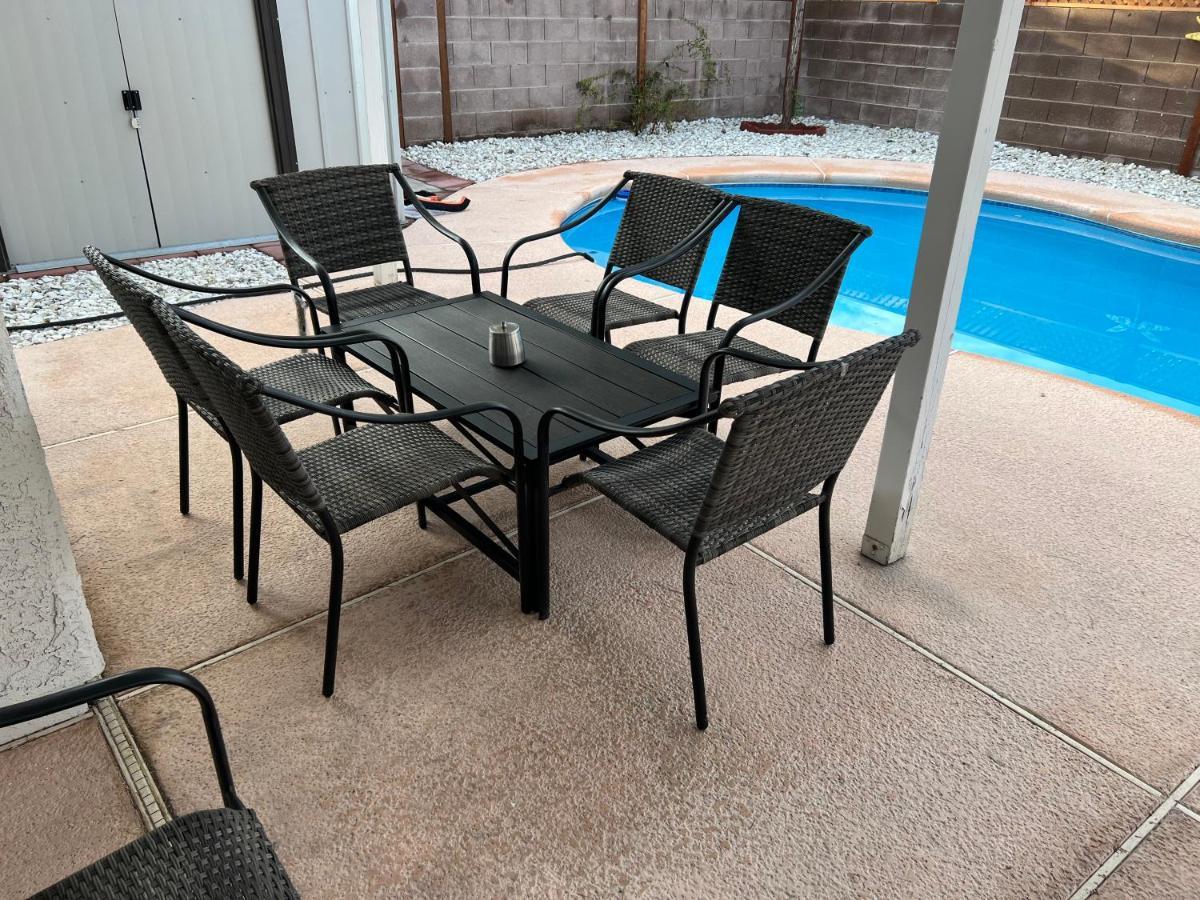 Villa Large Pool & Patio Cozy Single Story Family House Las Vegas Exterior foto